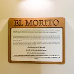 Edificio Aire Morito Rozando Agujas De La Catedral De * Burgo